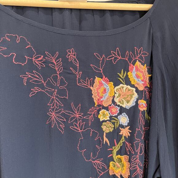 J.Jill Embroidered Floral Blouse L Petite Navy Long Sleeve Boho Artsy Top - Picture 4 of 7